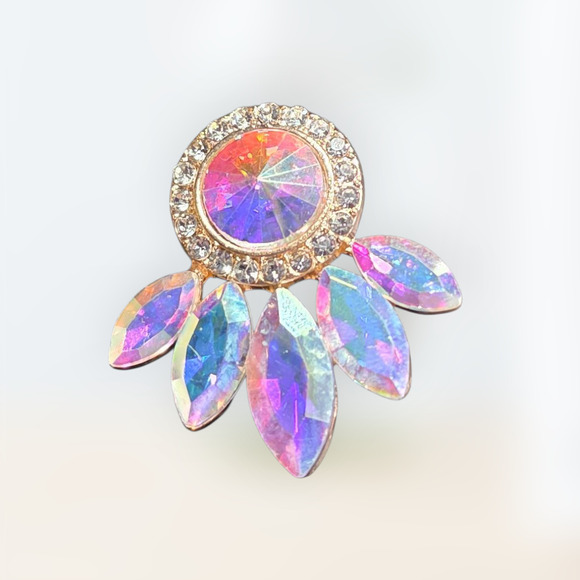 Boutique New Aurora Borealis cluster rhinestone earrings - Picture 1 of 6